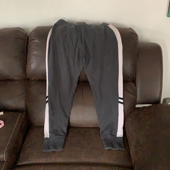 Victoria Secret pink joggers - Picture 4 of 5